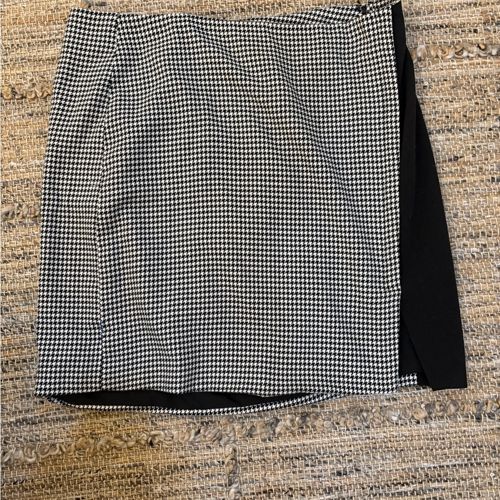 Halogen Black and White Mini Skirt